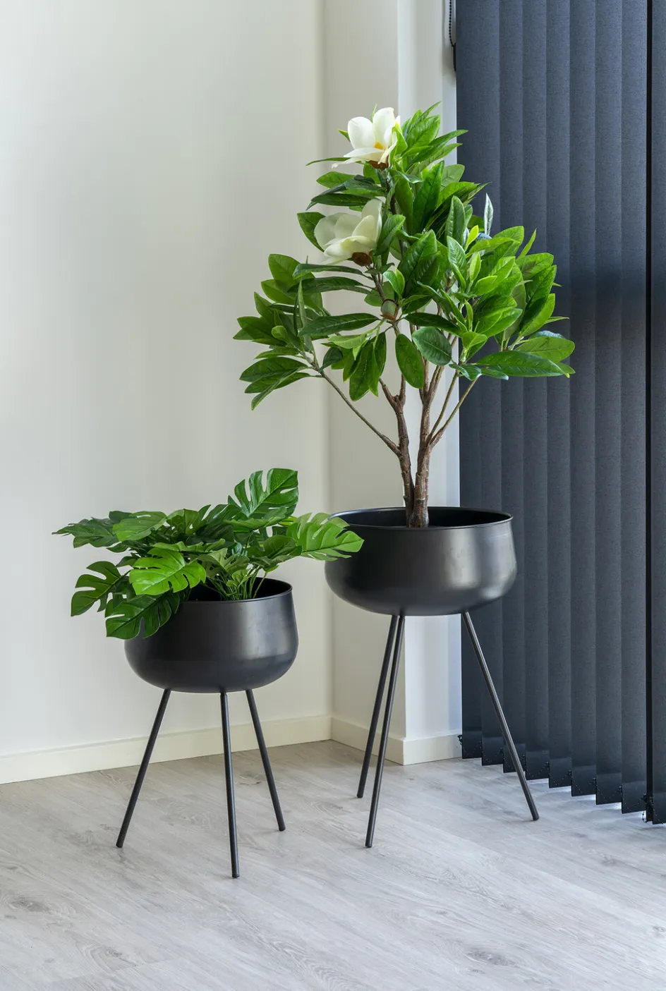 Outlet House Nordic Ardola Blomsterstander 2 stk, Sort