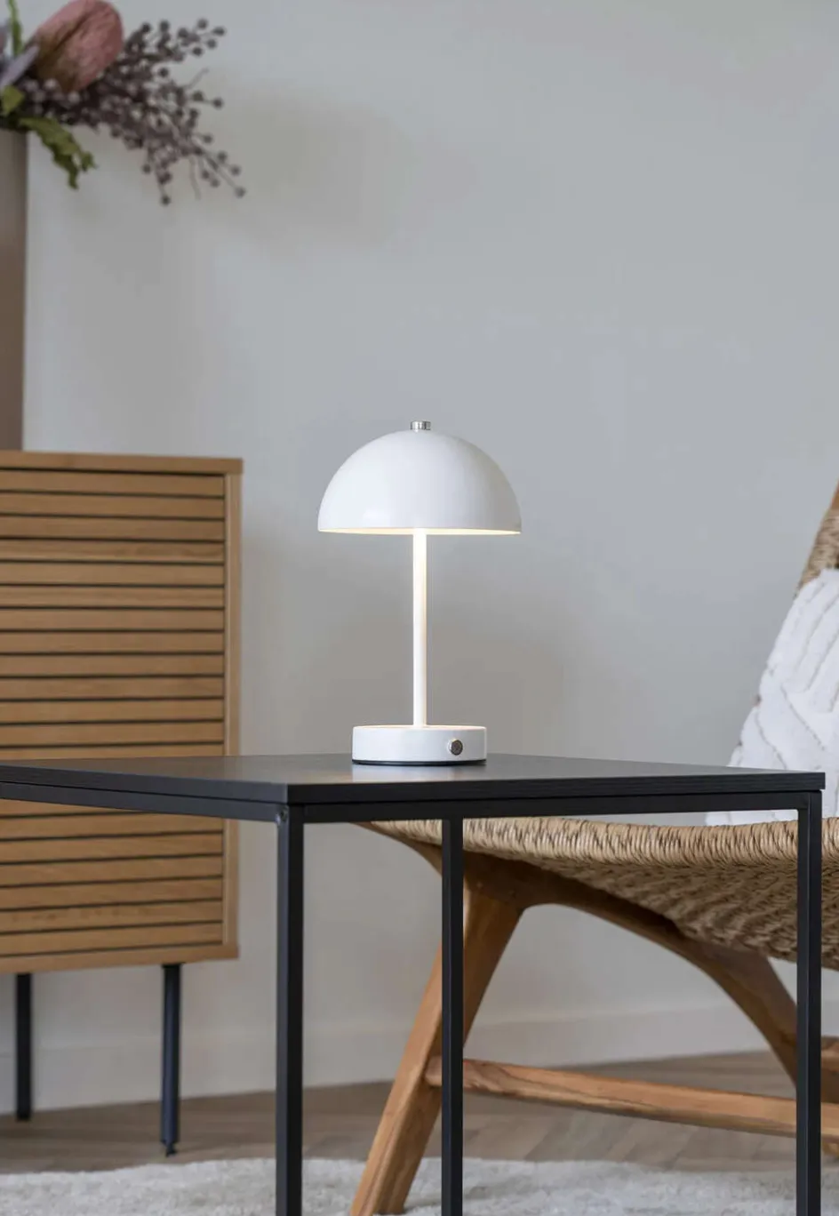 Sale House Nordic Holt Trådløs Bordlampe LED H25 cm, Hvid