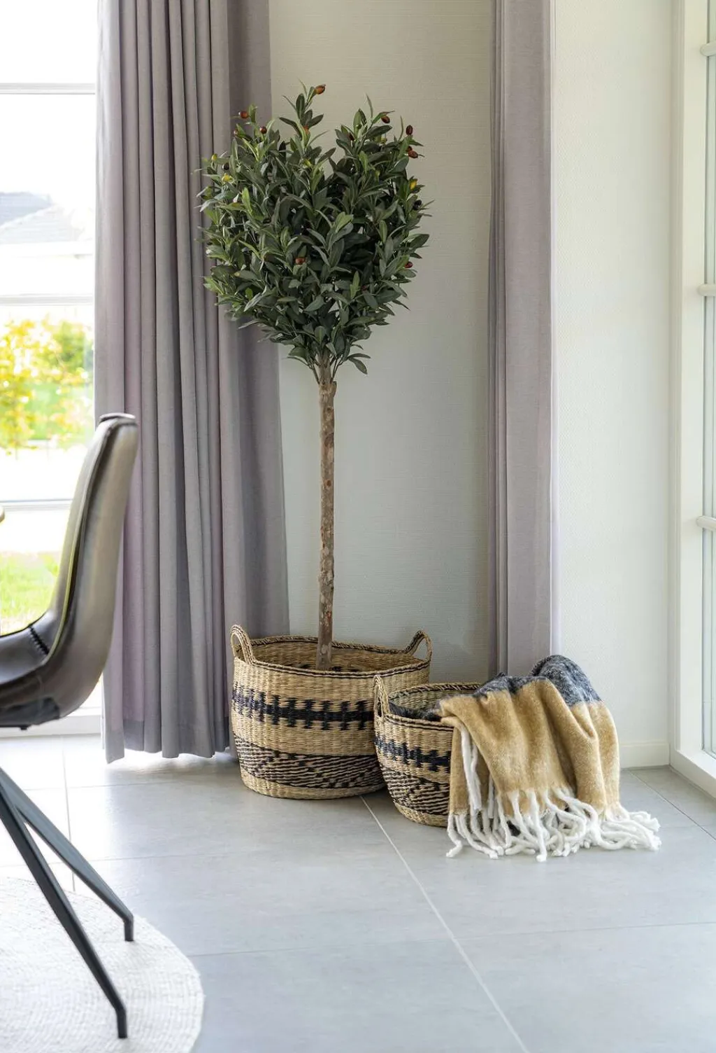House Nordic Plaider Og Tæpper > Sintra Plaid 130x170 cm, Sort/Hvid/Brun
