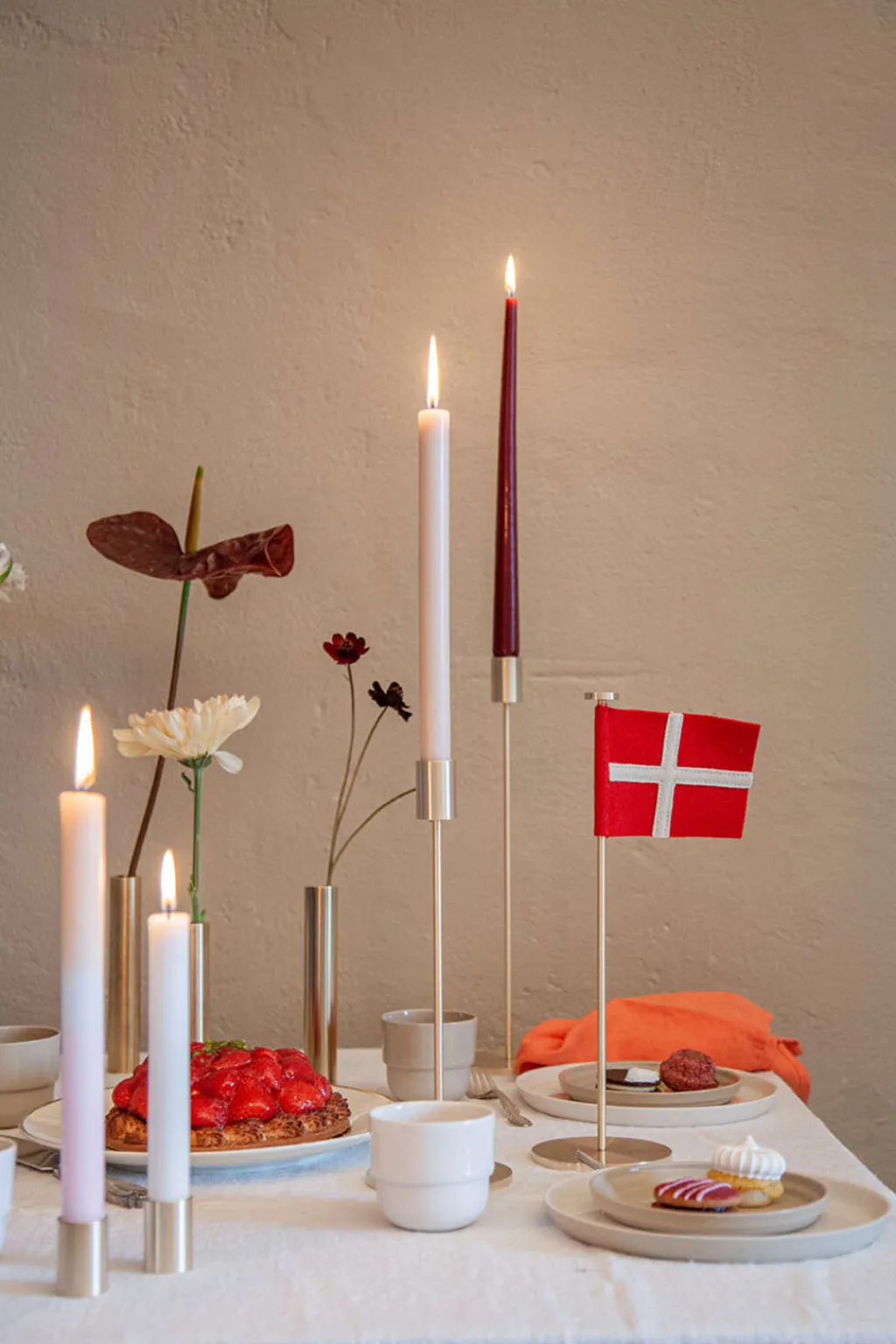 Hove Home Bordflag > Flag 11x9 cm, Dansk/Messing