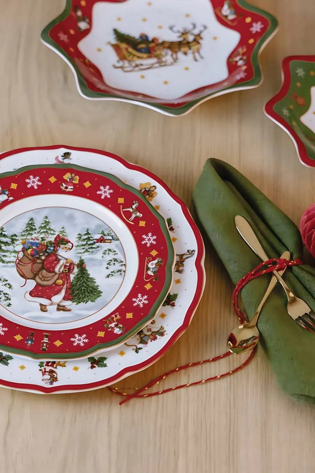 Hutschenreuther Frokosttallerkener > Happy Wintertime Tallerken ,