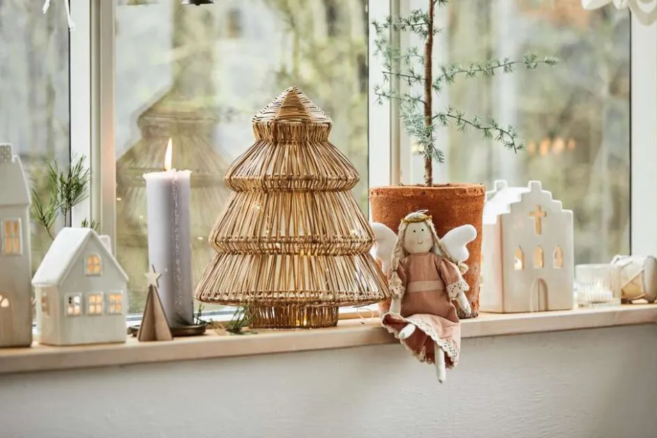 Online Ib Laursen Stillenat Lyshus Kirke H19,2 cm, Creme
