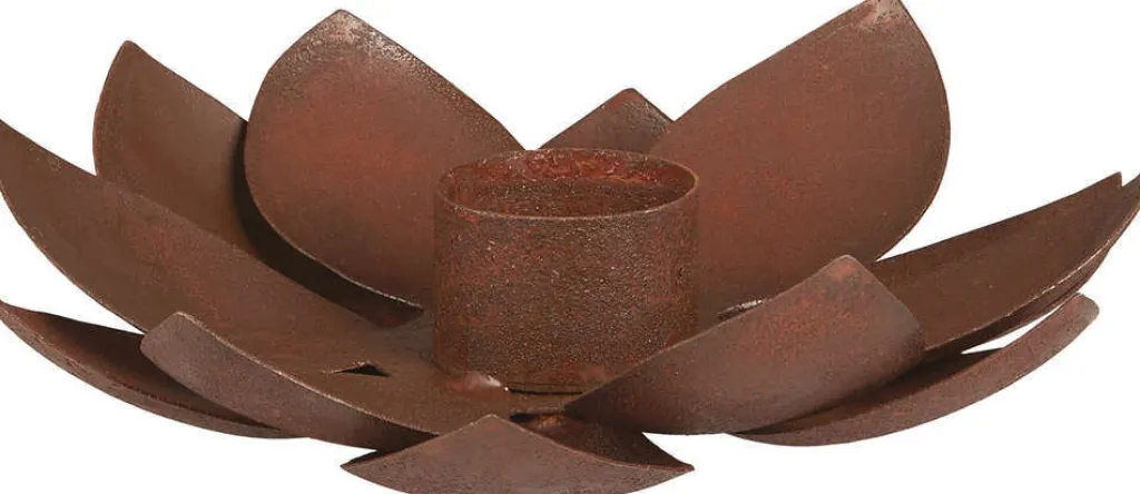 Clearance Lotus Lysestage H4 cm, Rust Lysestager