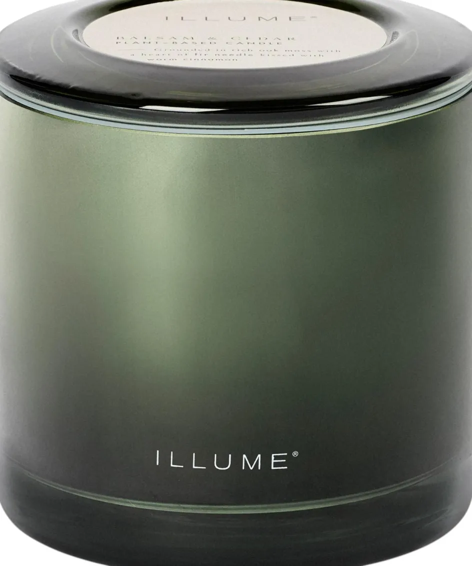 Hot ILLUME Duftlys Ø11,5/H12 cm, Balsam & Cedar
