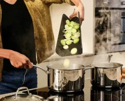 Outlet Joseph Joseph Chop2Pot Foldeskærebræt , Sort