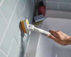 Joseph Joseph Øvrig Rengøring > CleanTech 2-i-1 Fliseskrubber, Light Stone