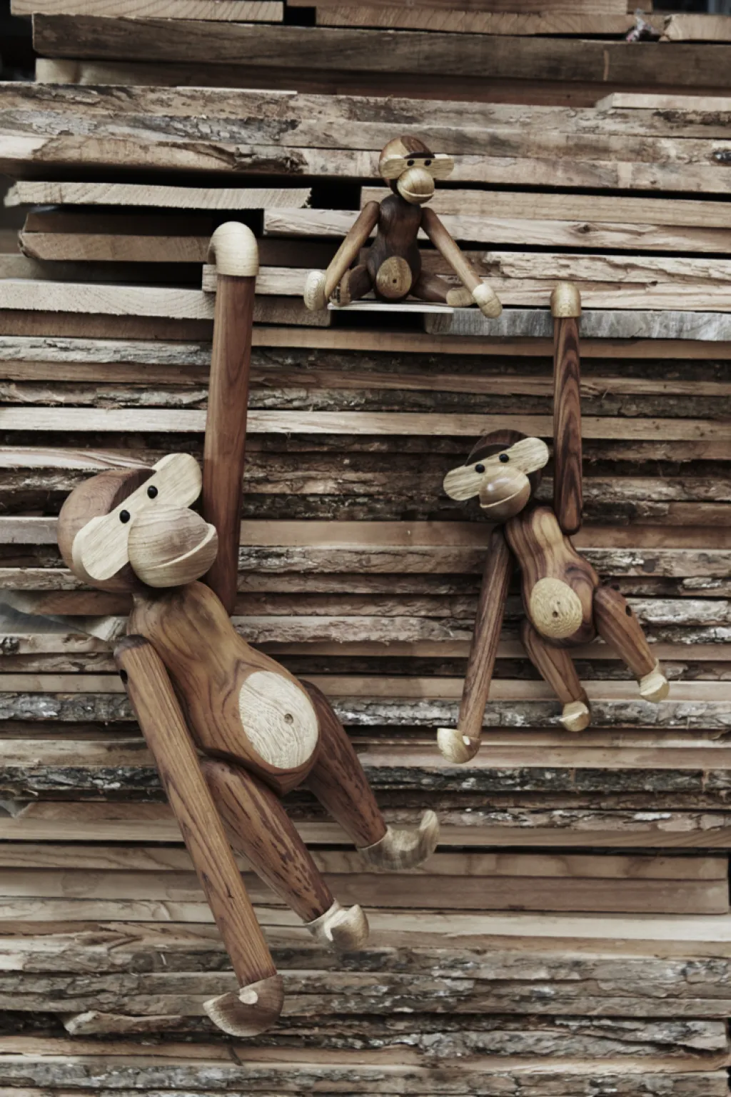 Kay Bojesen Denmark Stue|Træfigurer Og Figurer > Kay Bojesen Abe , Teak- og Limbatræ