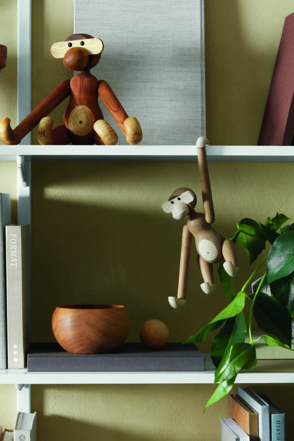 Kay Bojesen Denmark Stue|Træfigurer Og Figurer > Kay Bojesen Abe , Teak- og Limbatræ