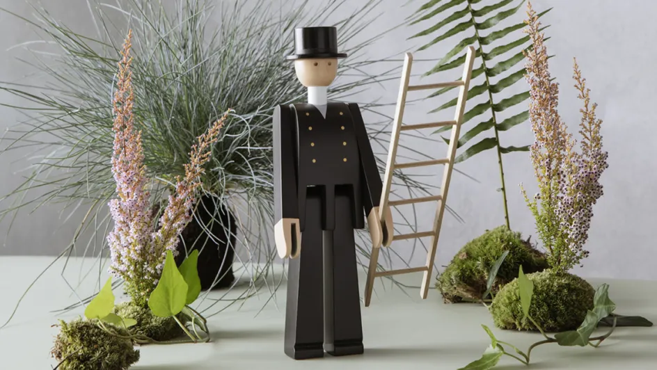 New Kay Bojesen Denmark Kay Bojesen Skorstensfejer H20,5 cm, Malet Bøgetræ