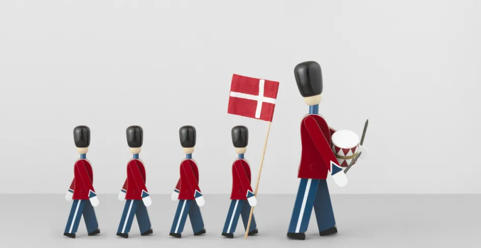Outlet Kay Bojesen Denmark Kay Bojesen Trommeslager Lille 22,5 cm, Malet Bøgetræ