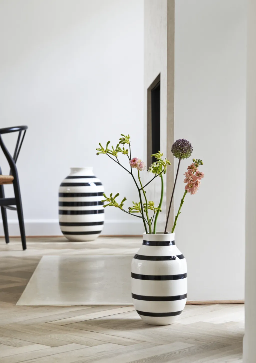 Clearance Omaggio Vase H, Sort Stue|Vaser