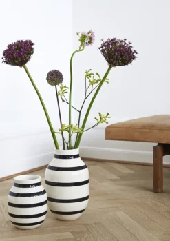 Online Kähler Omaggio Vase H, Sort