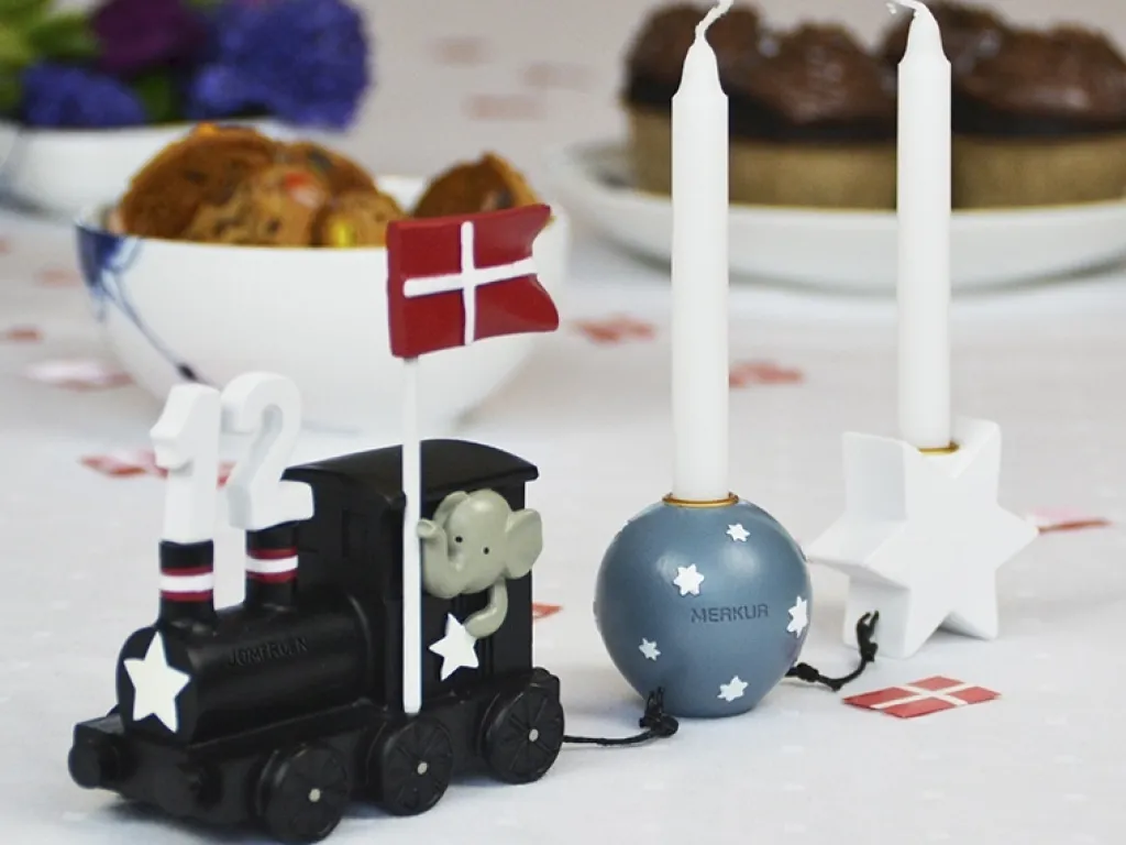 Discount Planet og Stjerne Fødselsdagstog Jomfruen 18 cm Børn Fødselsdagstog Og Tilbehør
