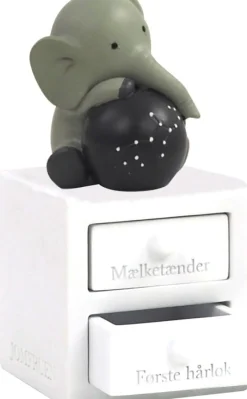 Børn Kids By Friis Opbevaring Til Børneværelset|Børneværelse > Æske t. Første Tand/Hårlok Jomfruen H11,5 cm, Hvid