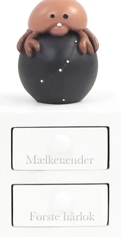 Clearance Kids By Friis Æske t. Første Tand/Hårlok Krebsen H11 cm, Hvid