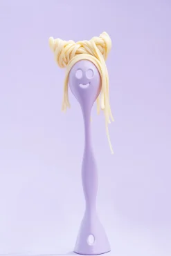 Koziol Skeer Og Tænger > GINA Pastaske 29 cm, Lavender