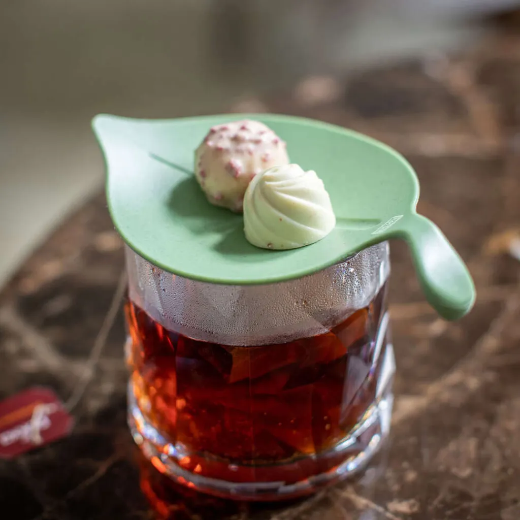Koziol Skåle > LEAF-ON Serveringsskål 4 stk, Nature Desert Sand/Ash Grey/Leaf Green
