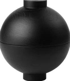 Kristina Dam Studio Stue|Småopbevaring Og Organisering > Krukke m. Låg H18 cm, Sort Eg