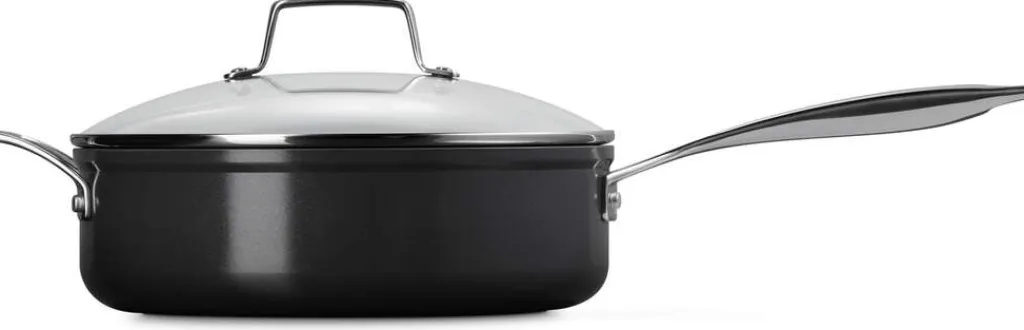 Le Creuset Pander > Essential Sauterpande m. Keramisk Non-stick Belægning , Black