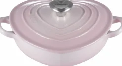 Discount Le Creuset Heart Signature Støbejernsbuffetgryde m. Hjerteformet Knop 20 cm/1 L, Shell Pink