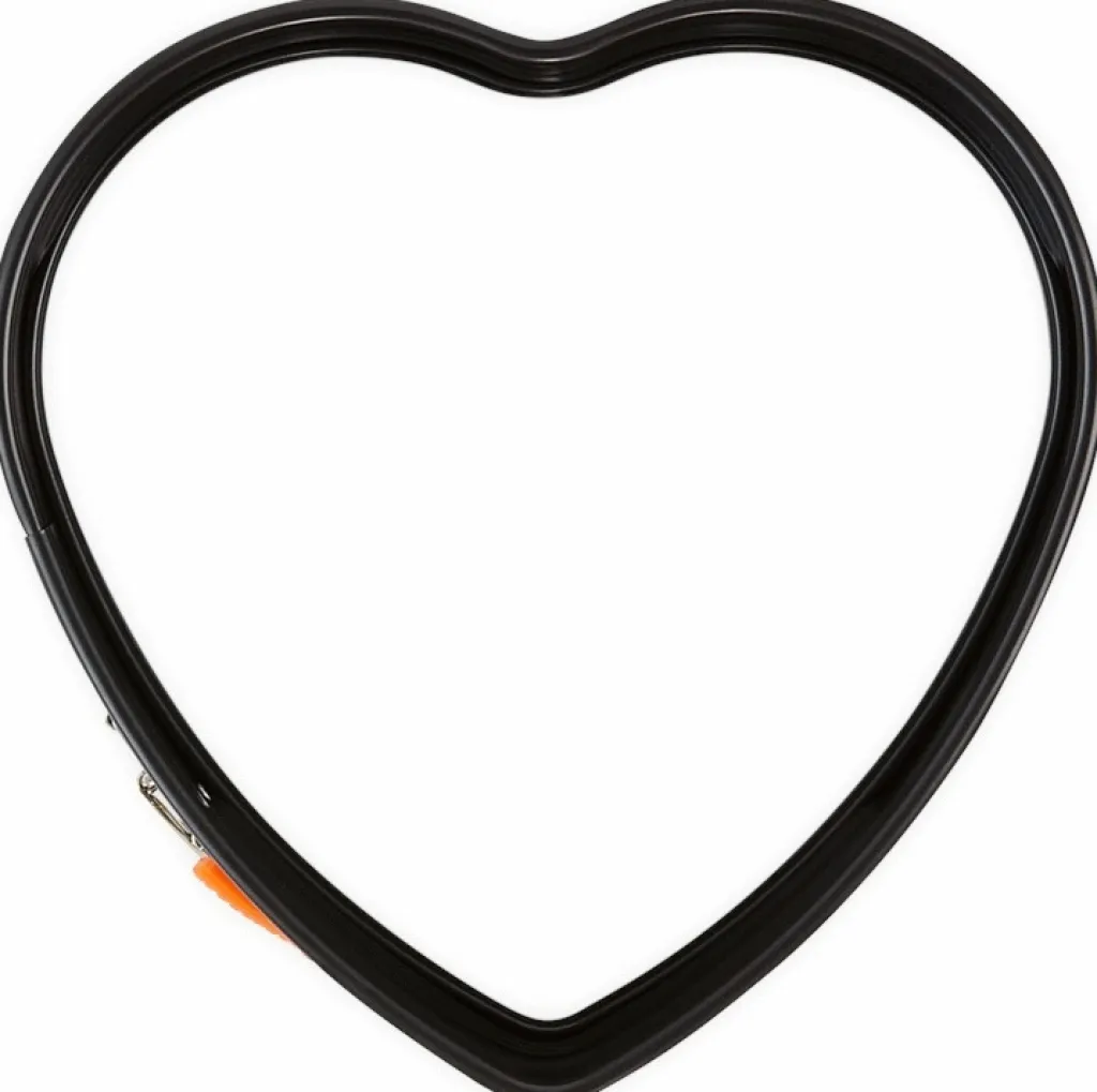 Le Creuset Bageforme > Hjerte Springform m. Non-stick 25 cm