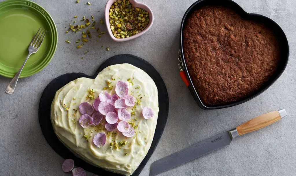 Le Creuset Bageforme > Hjerte Springform m. Non-stick 25 cm