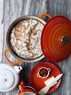 Online Le Creuset Signature Rund Støbejernsgryde 26 cm/5,3 L, Volcanic