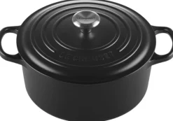Discount Le Creuset Signature Rund Støbejernsgryde 22 cm/3,3 L, Matte Black
