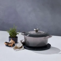 Le Creuset Gryder Og Kasseroller ><noscript><img data-lazyloaded=
