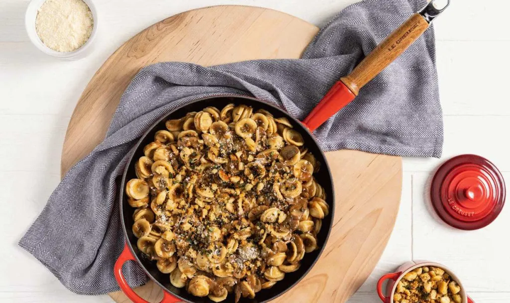 Hot Signature Støbejernspande m. Træhåndtag 28 cm, Pander