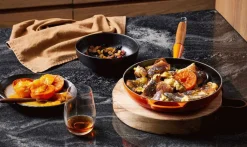 Le Creuset Pander > Signature Støbejernspande m. Træhåndtag 28 cm,