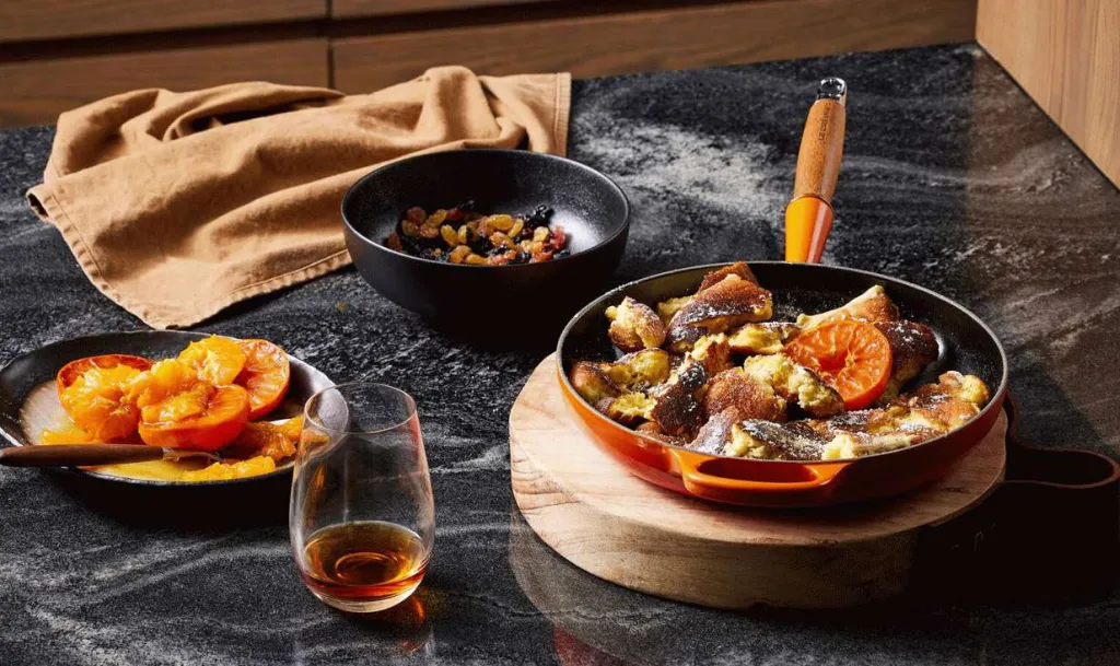 Le Creuset Pander > Signature Støbejernspande m. Træhåndtag 28 cm,