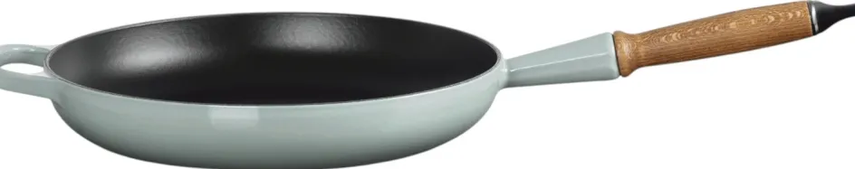 Clearance Le Creuset Signature Støbejernspande m. Træhåndtag 28 cm, Sea Salt