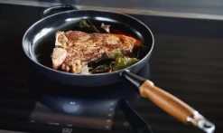 Le Creuset Pander ><noscript><img data-lazyloaded=