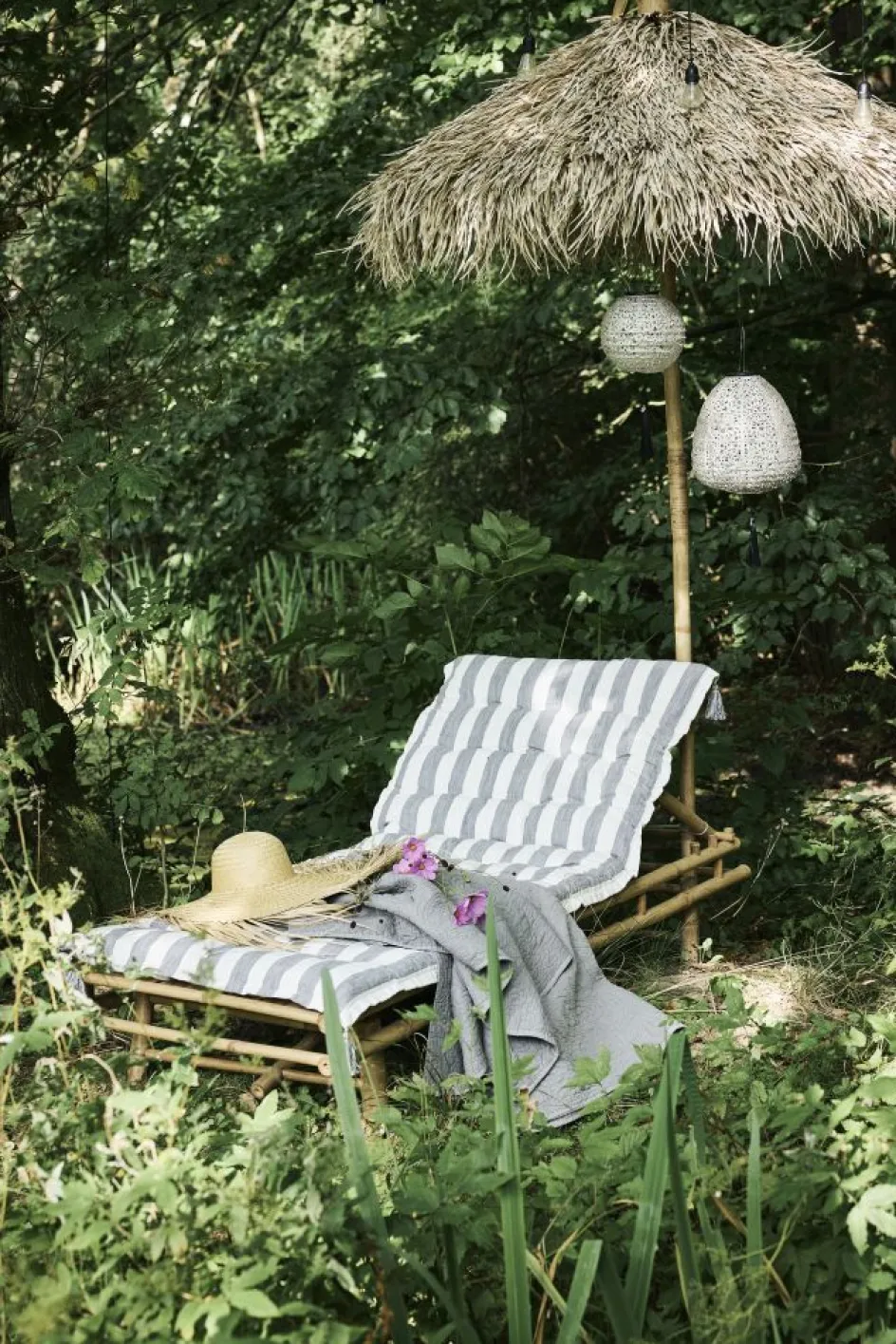 Clearance Lene Bjerre Lunaria Solcellelanterne H, Lysegrå