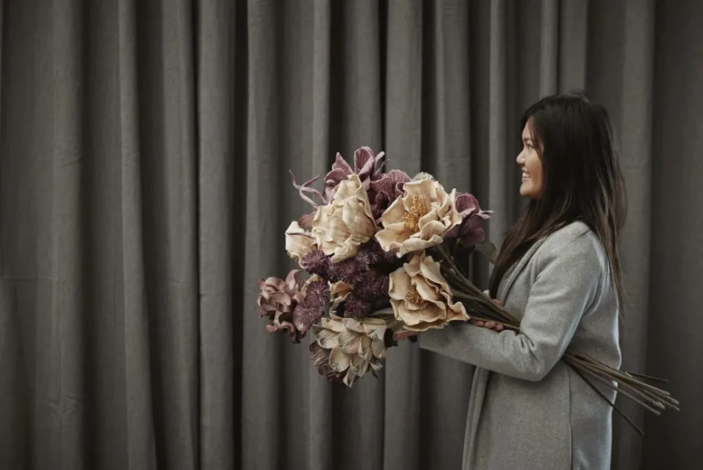 Hot Happia Kunstig Blomst , Sand Stue