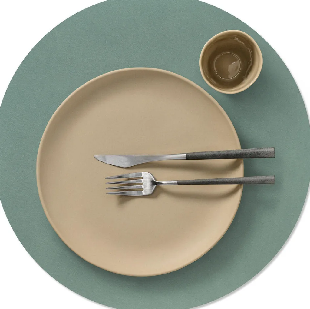 Clearance Circle Vendbar Recycled Læder Dækkeserviet 40 cm, Cloud Antracit/Nupo Pastelgrøn Dækkeservietter