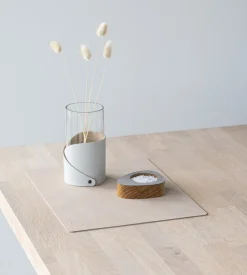 Lind DNA Square Recycled Læder Dækkeserviet , Nupo Sand