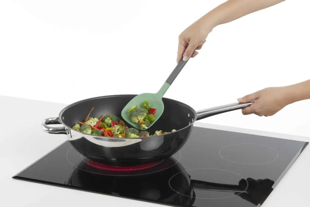 Lékué Skeer Og Tænger > Non Scratch Wok-palet 31,4 cm, Grøn