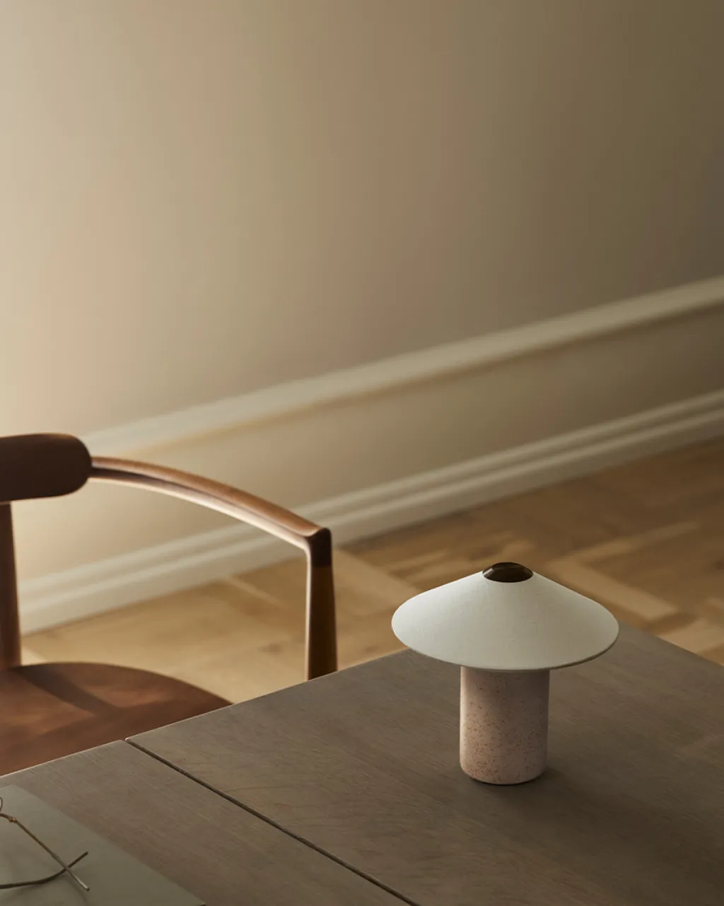 New FUTÉ 180 Bordlampe H, Creme Bordlamper