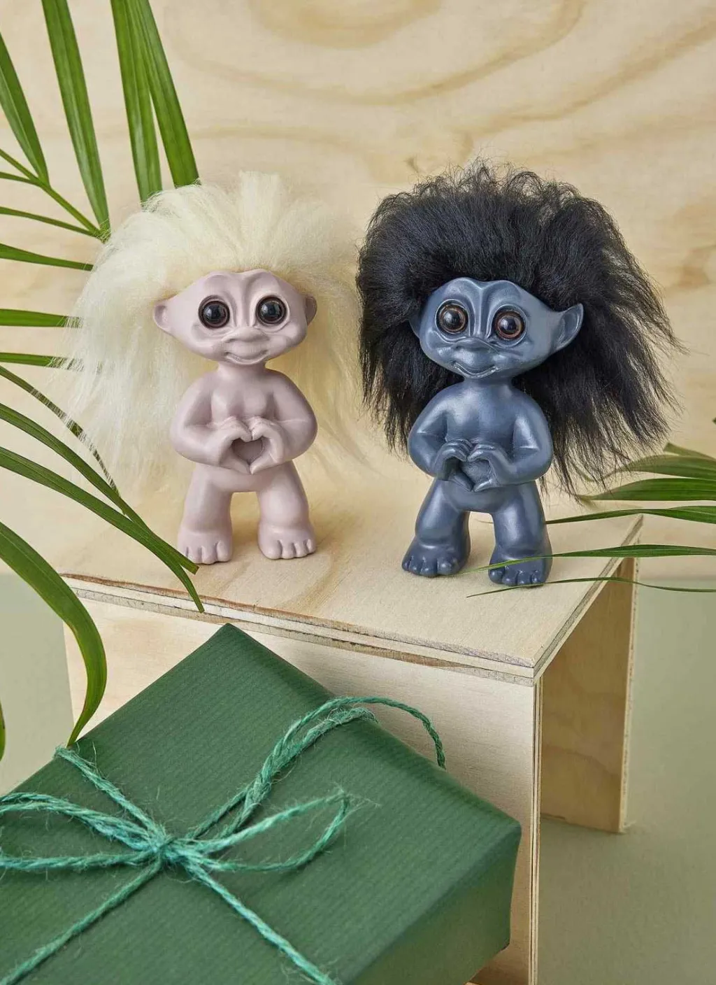 New Lykketrold 9 cm, Lyserød m. Hjerte Stue|Træfigurer Og Figurer