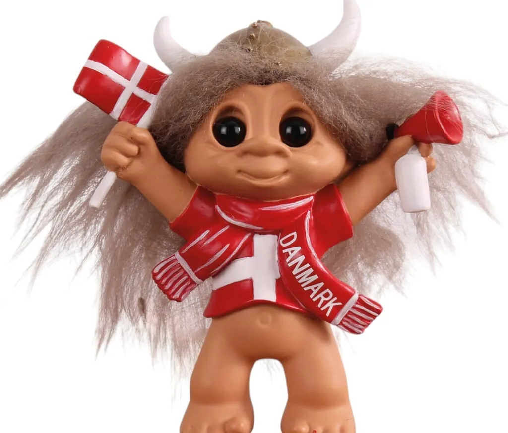 Hot Lykketrold, Roligan Stue|Træfigurer Og Figurer