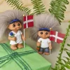 Clearance Lykketrold, Student Blå Stue|Træfigurer Og Figurer