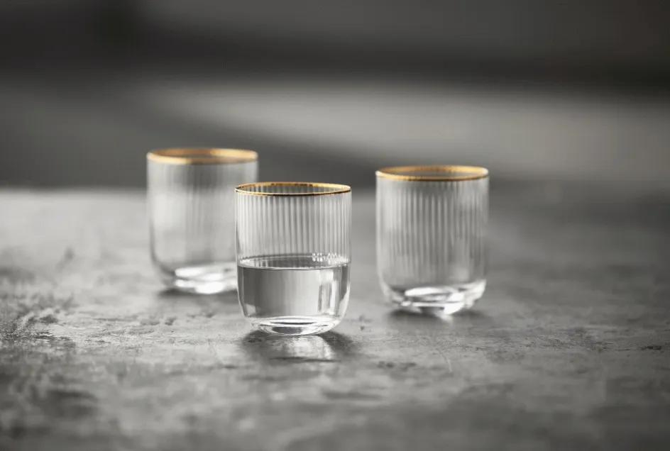 Online Lyngby Glas Palermo Tumbler Vandglas Gold 4 stk. 35 cl