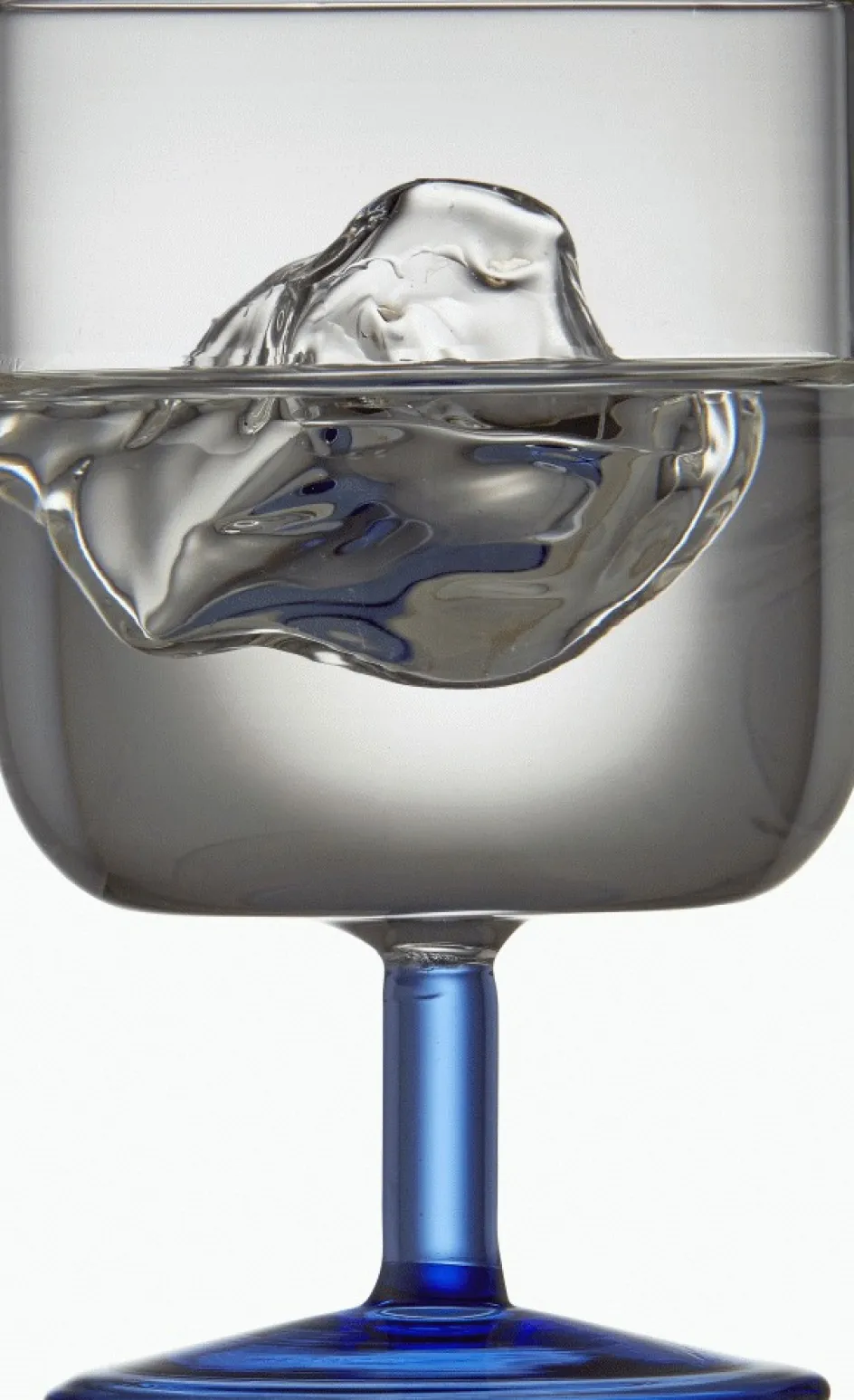 Discount Lyngby Glas Torino Vinglas 2 stk. 30 cl, Klar/Blå