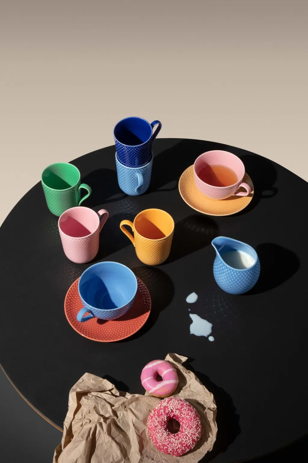 Lyngby Porcelæn Krus > Rhombe Color Krus m. Hank 33 cl,