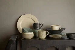 Lyngby Porcelæn Krus > Rhombe Earth Krus m. Hank 39 cl,
