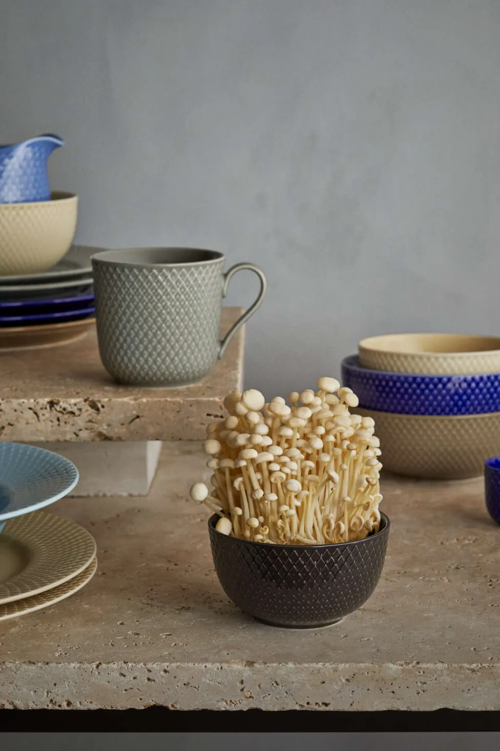 Lyngby Porcelæn Krus > Rhombe Earth Krus m. Hank 39 cl,