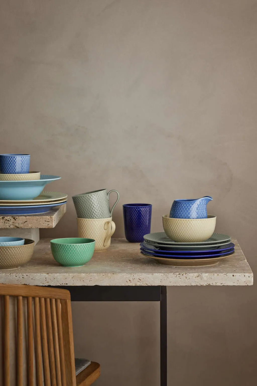 Lyngby Porcelæn Krus > Rhombe Earth Krus m. Hank 39 cl,