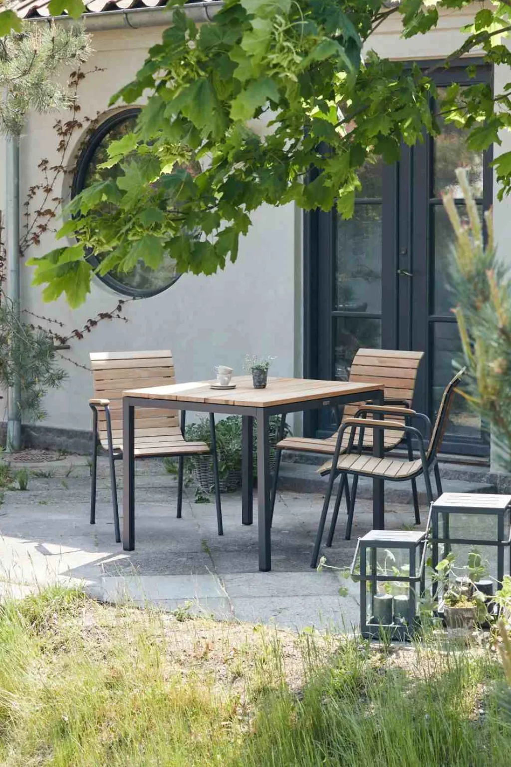 Sale Havemøbelsæt m. Toscana Bord 82 cm og 2 Bellevue Stole, Teak/Antracit Havemøbler|Uderum
